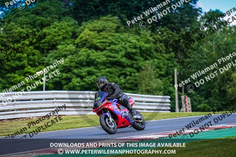 anglesey;brands hatch;cadwell park;croft;donington park;enduro digital images;event digital images;eventdigitalimages;mallory;no limits;oulton park;peter wileman photography;racing digital images;silverstone;snetterton;trackday digital images;trackday photos;vmcc banbury run;welsh 2 day enduro